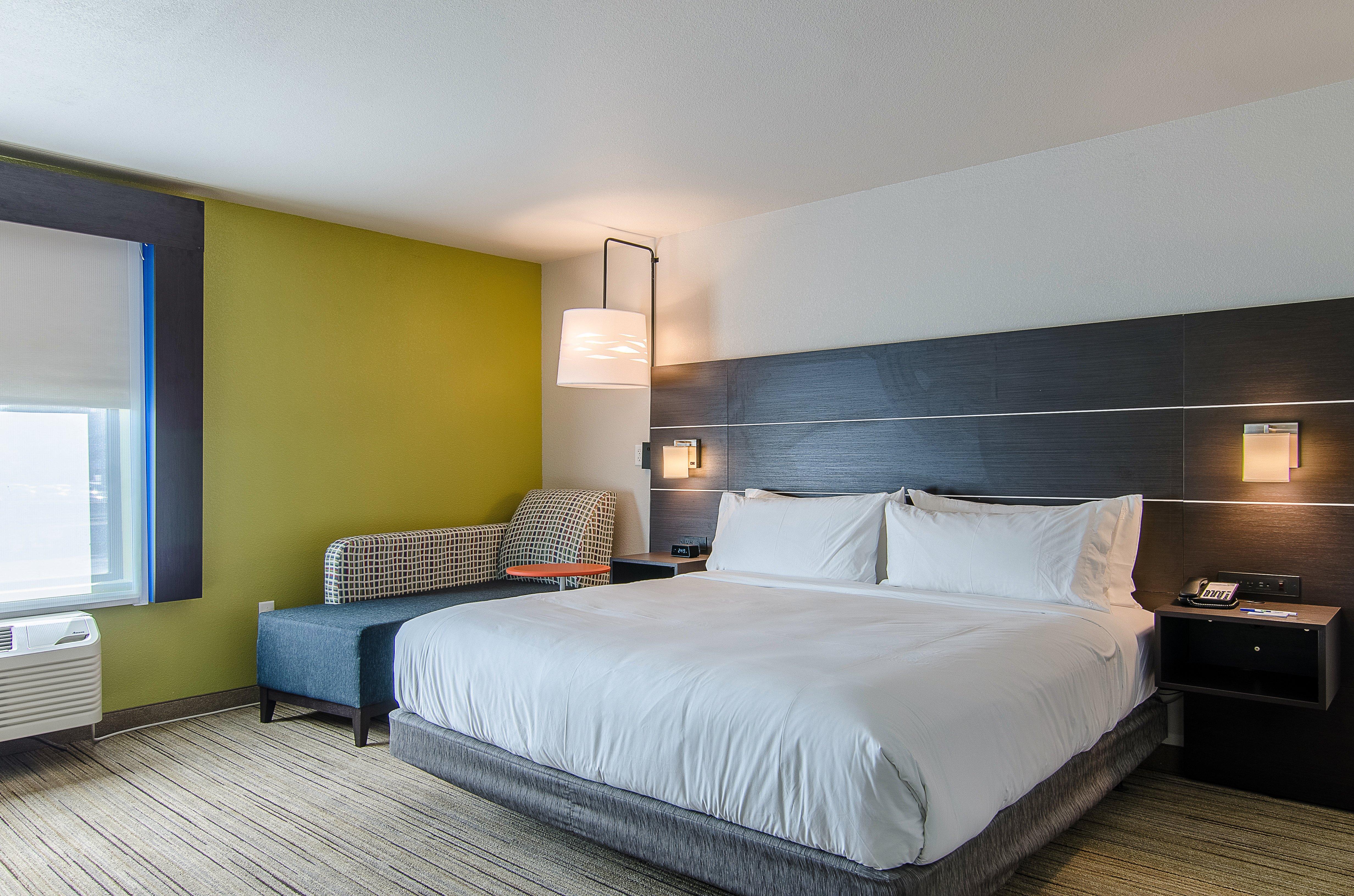 Holiday Inn Express & Suites - Atchison By Ihg Exterior foto